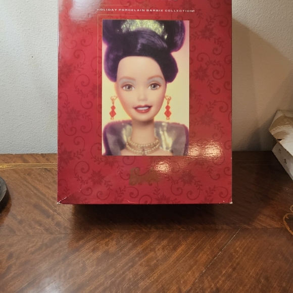 1997 Vintage Holiday Ball Porcelain Barbie Collection by Mattel - Picture 7 of 11